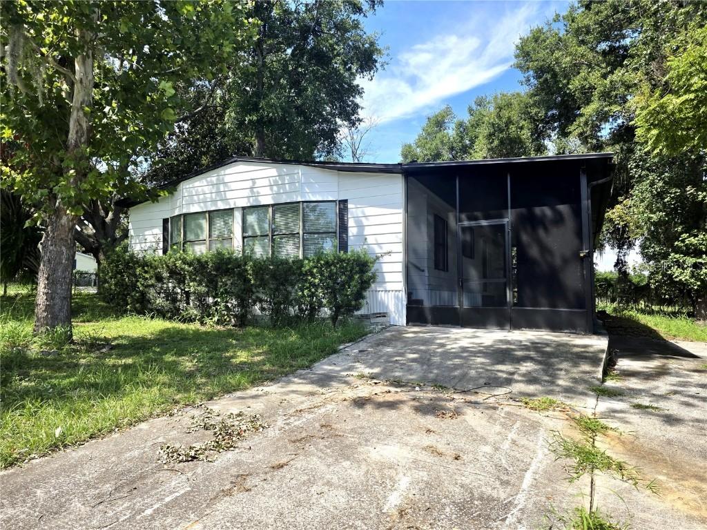 16909 Bay Ave., Montverde, FL 34756