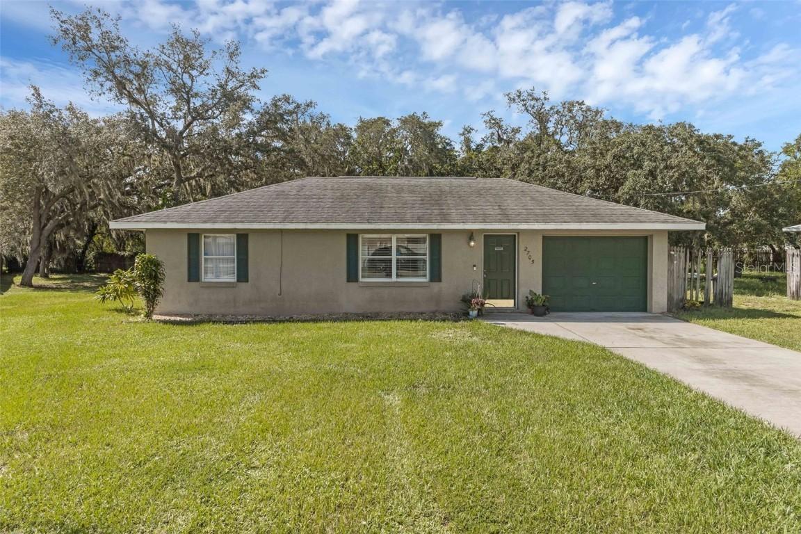 2705 Karen Blvd., Sebring, FL 33870