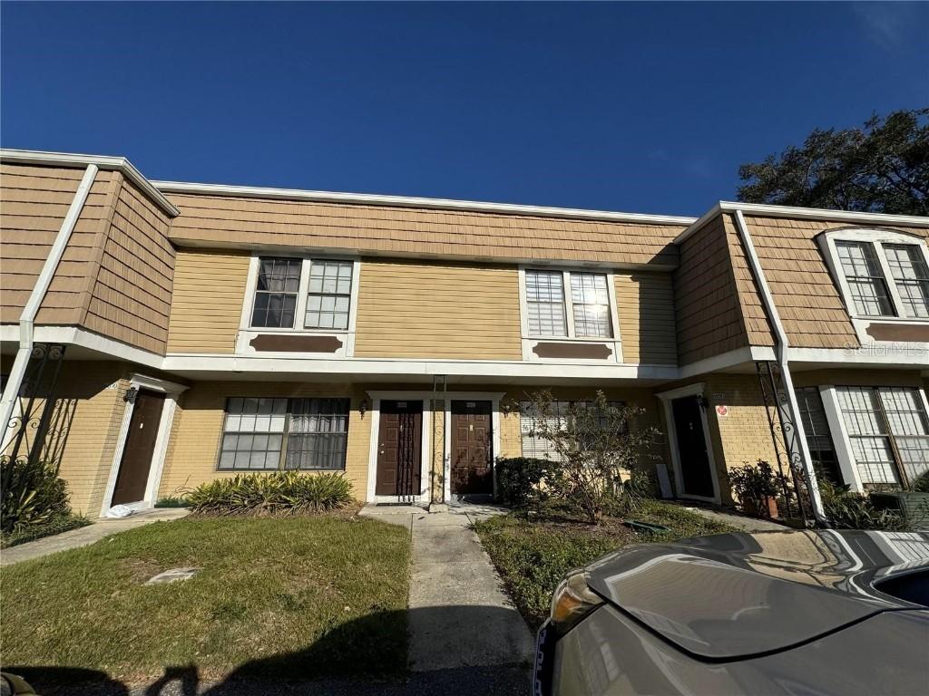 6062 N Village Cir. #GE, Orlando, FL 32822