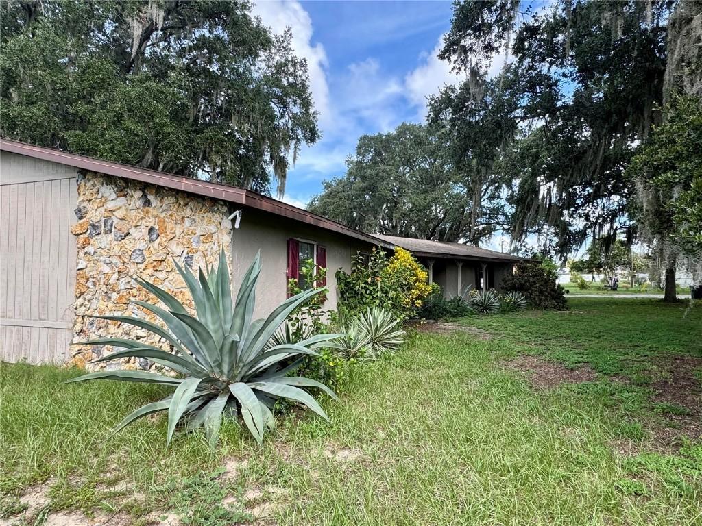707 Pink Apartment Rd., Davenport, FL 33837