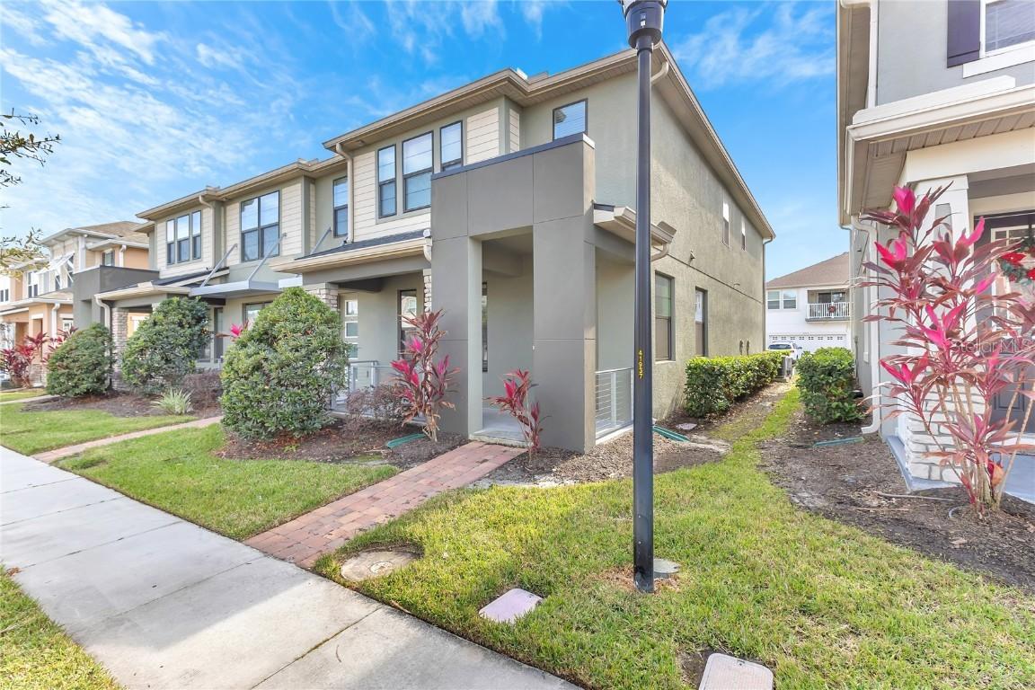2274 Centerra Loop, Kissimmee, FL 34741