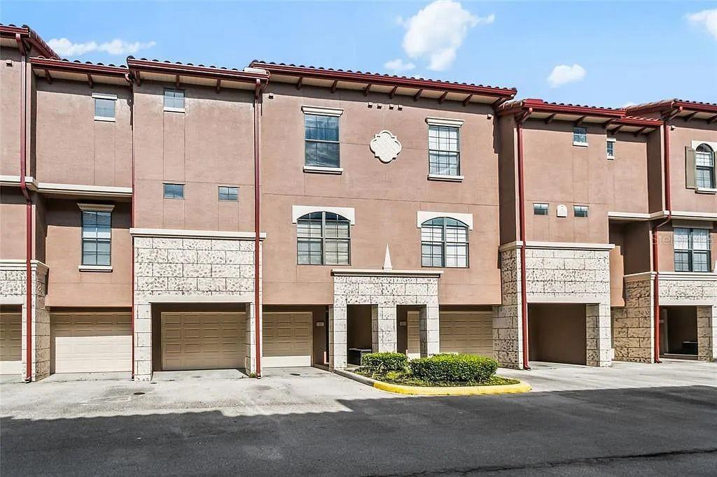 6105 Metrowest Blvd. #103, Orlando, FL 32835
