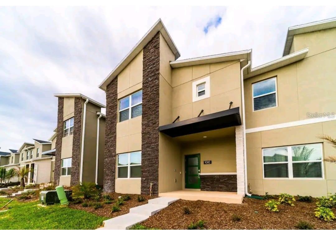 974 Splash Shot Pl., Davenport, FL 33896