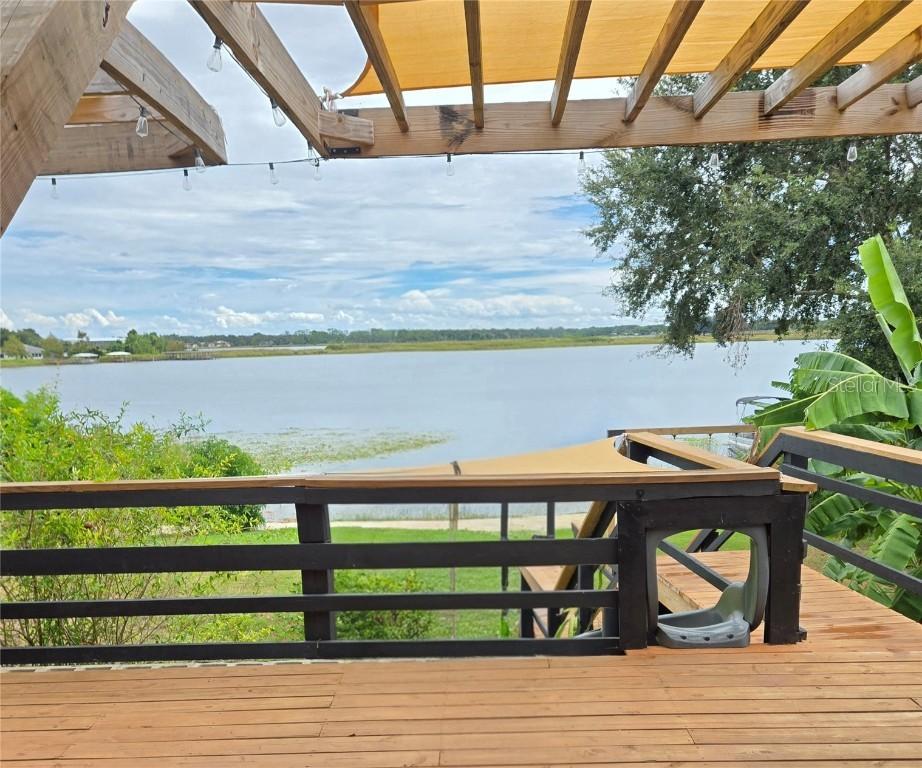 1408 Kellogg Dr., Tavares, FL 32778