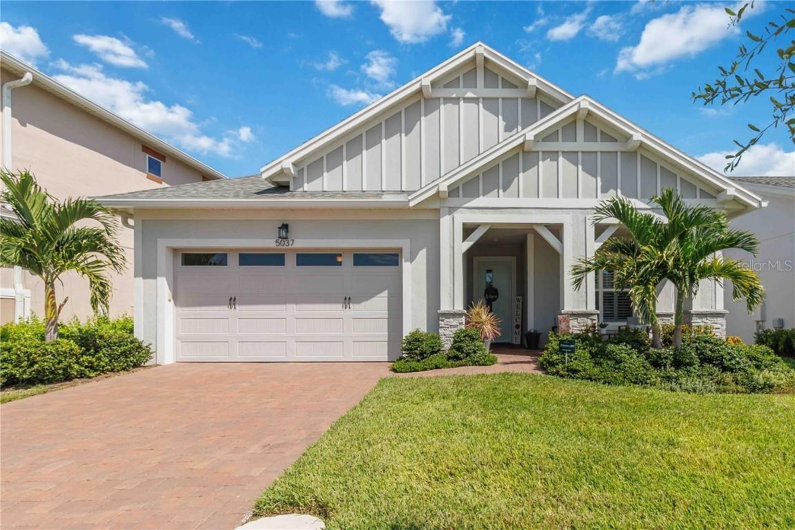5037 Fallglo Way, St Cloud, FL 34772