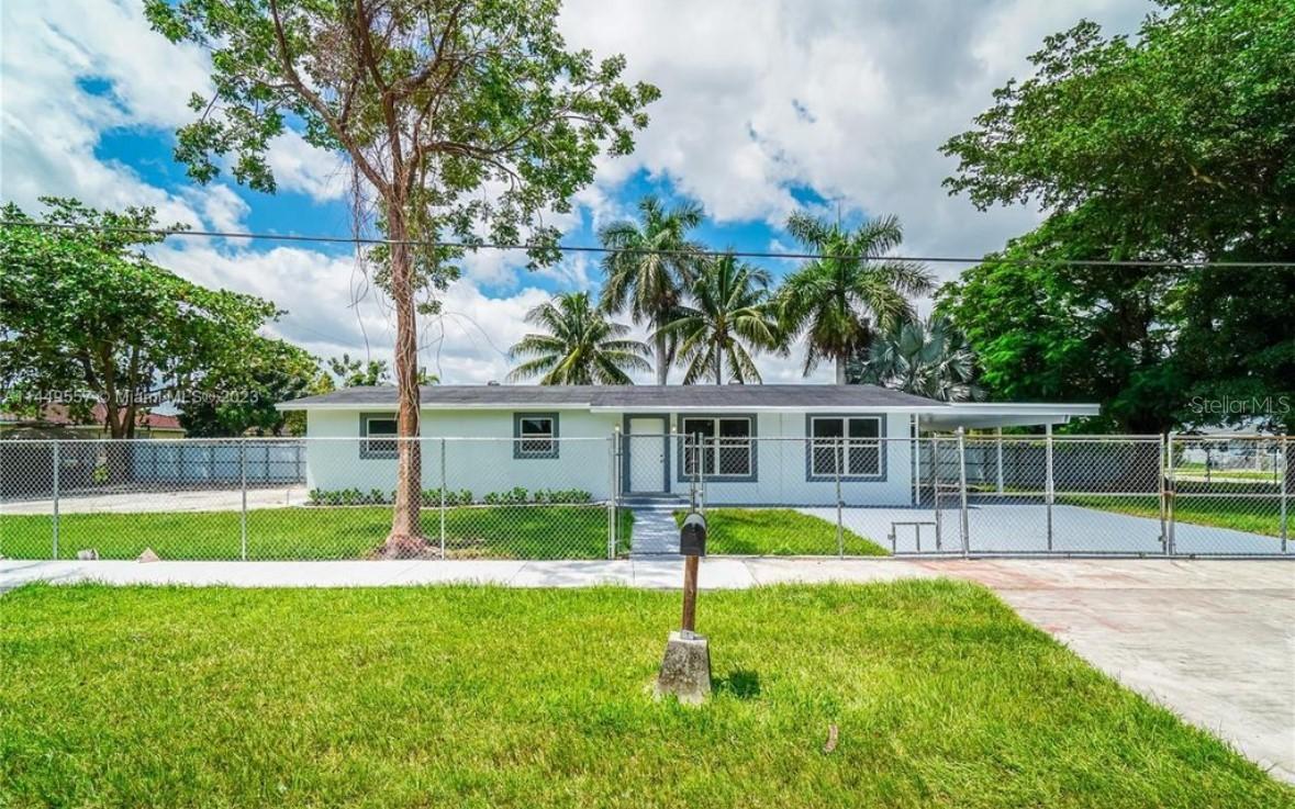 300 SW 8th Ave., Homestead, FL 33034
