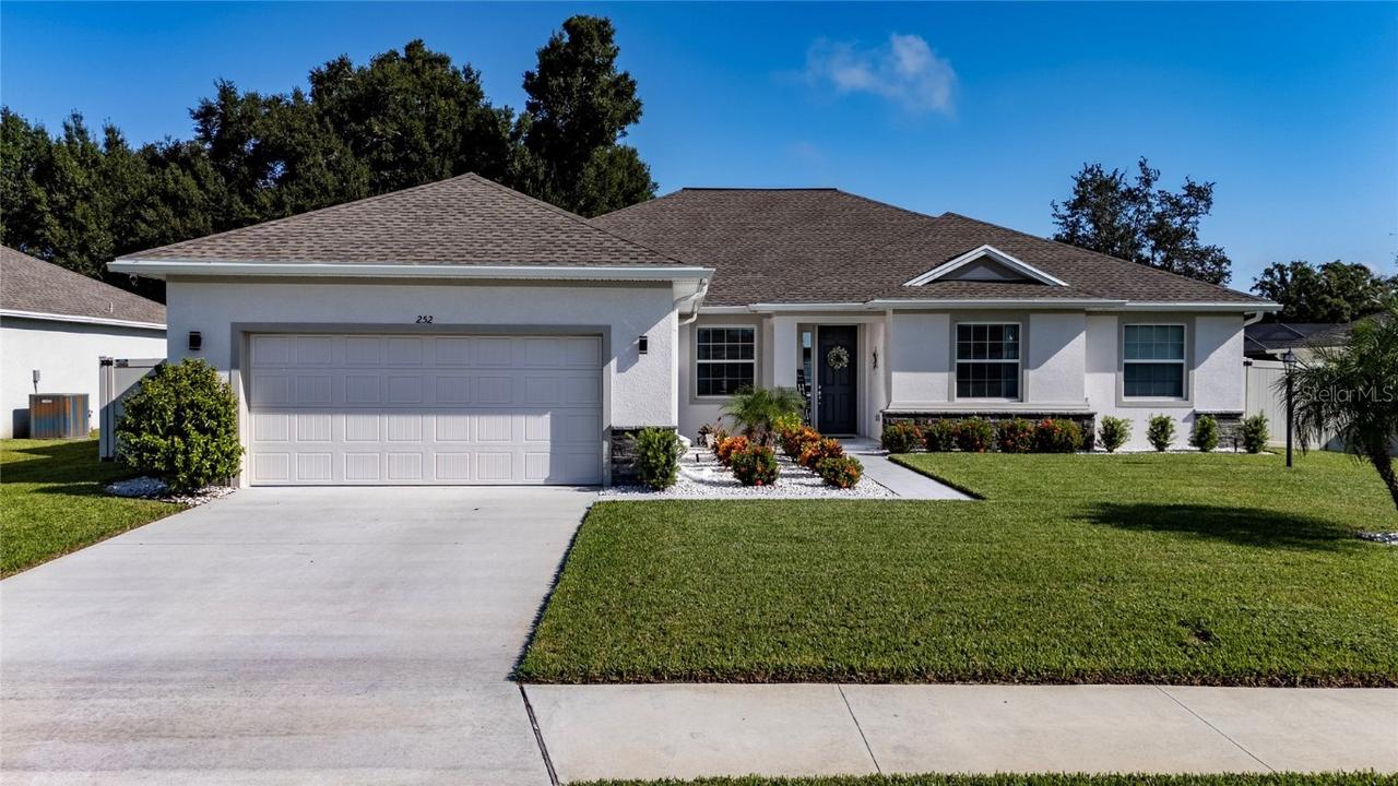 252 Samantha Ave,, Auburndale, FL 33823