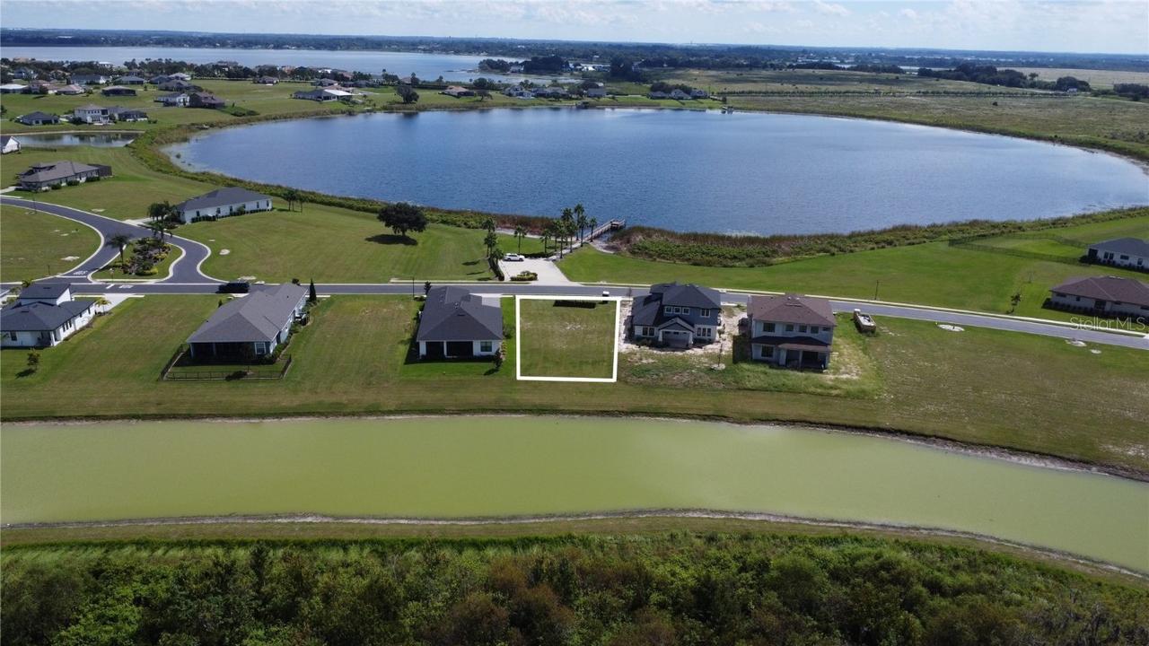 449 Adams View Ln., Auburndale, FL 33823
