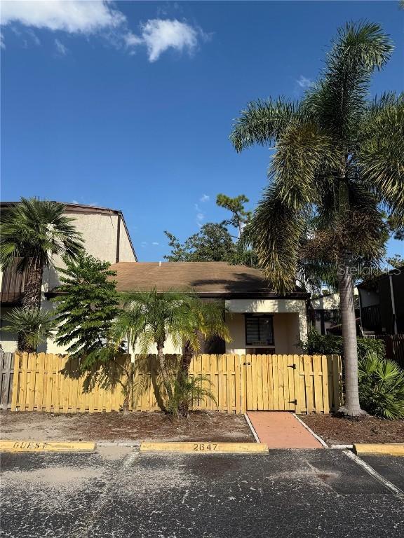 2647 Surrey Ct., Kissimmee, FL 34741