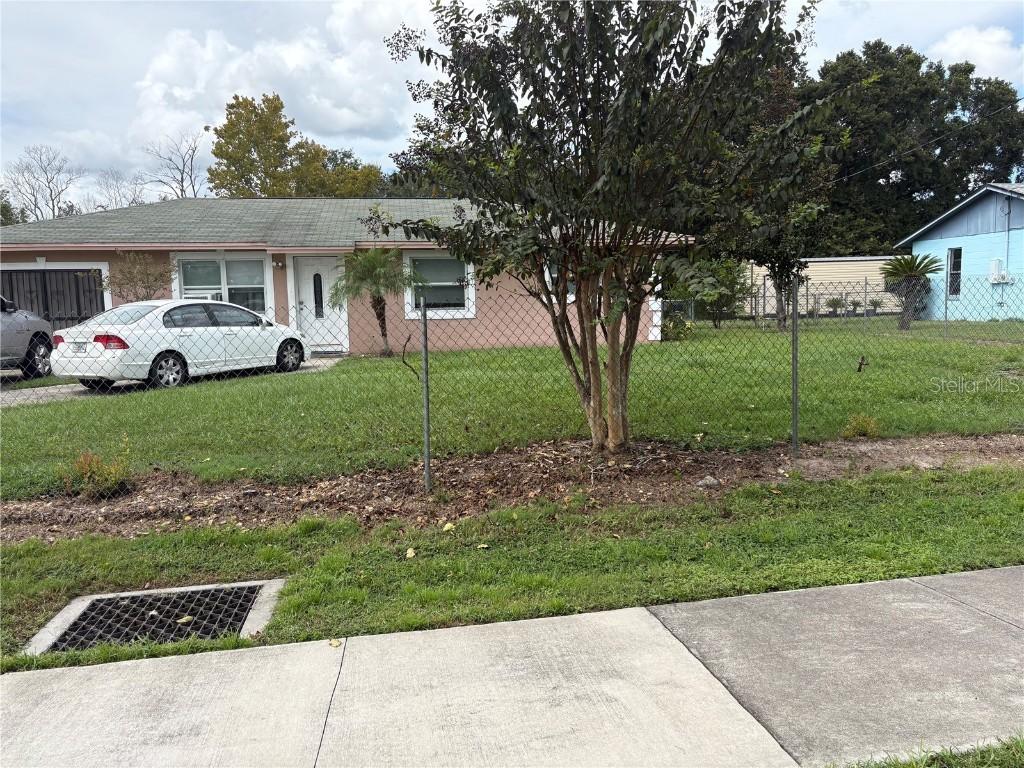 3808 Mohawk Dr., Mount Dora, FL 32757