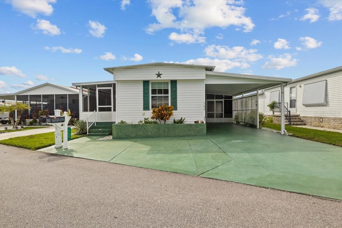 142 Edgewood Blvd., Lake Wales, FL 33898
