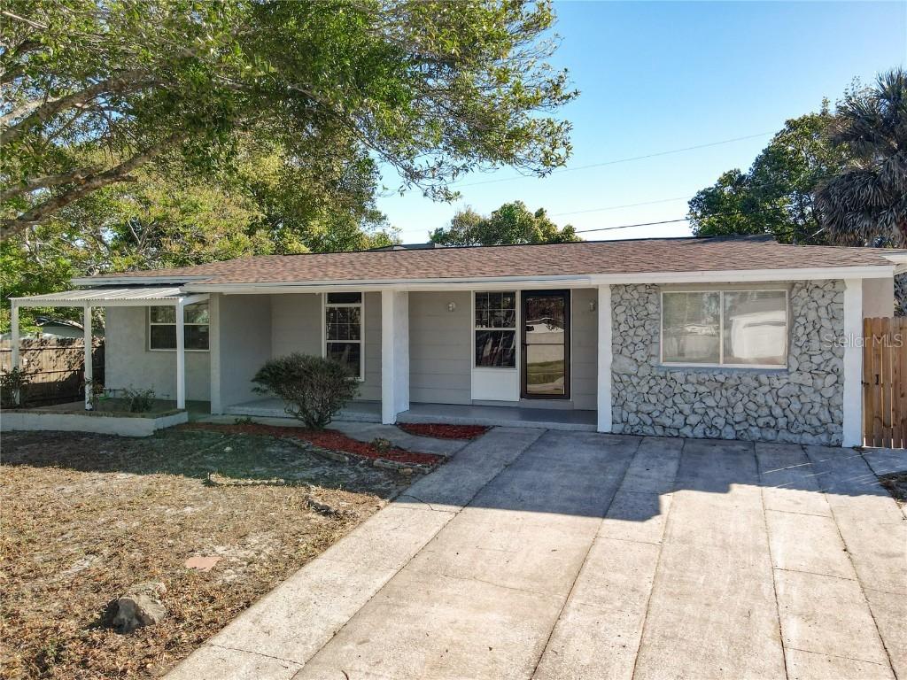 1085 Whitewood Dr., Deltona, FL 32725