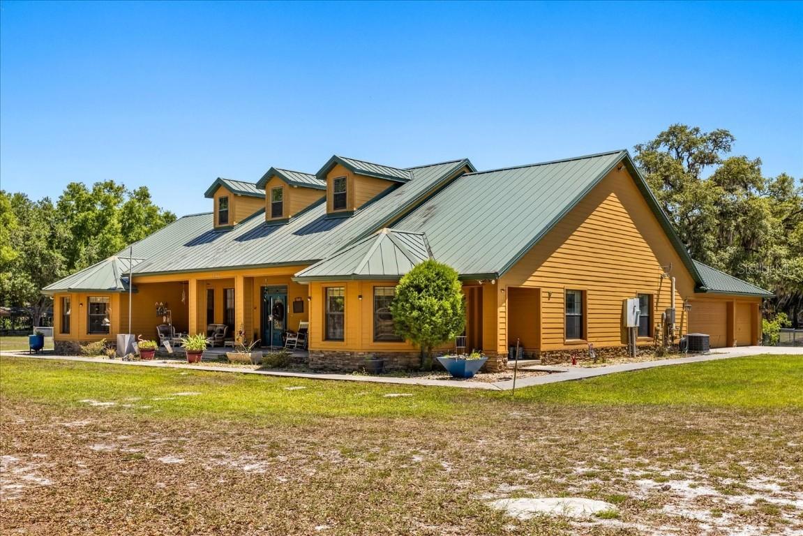 1084 SE 170th St., Summerfield, FL 34491