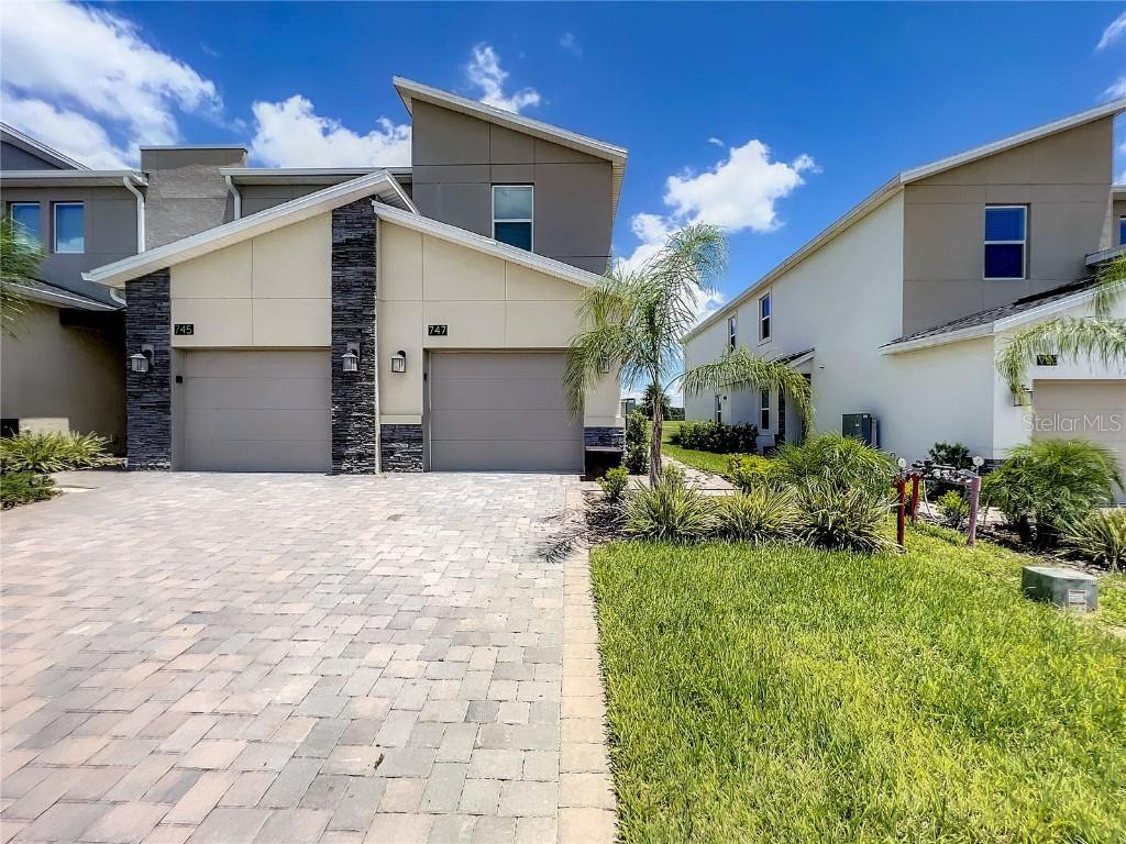 747 Ocean Course Ave., Davenport, FL 33896
