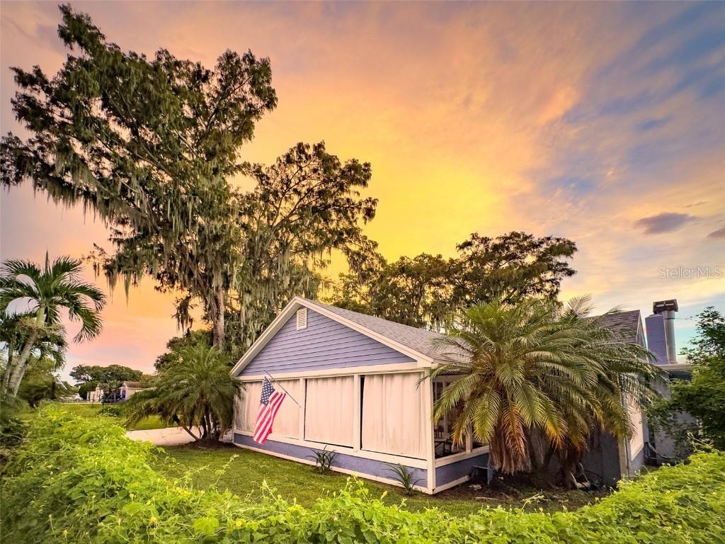 302 E Drury Ave., Kissimmee, FL 34744