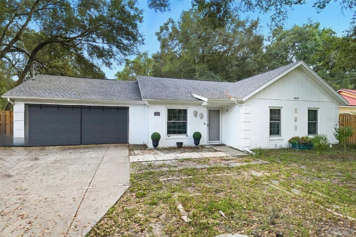 4234 Illicium Ln., Lady Lake, FL 32159