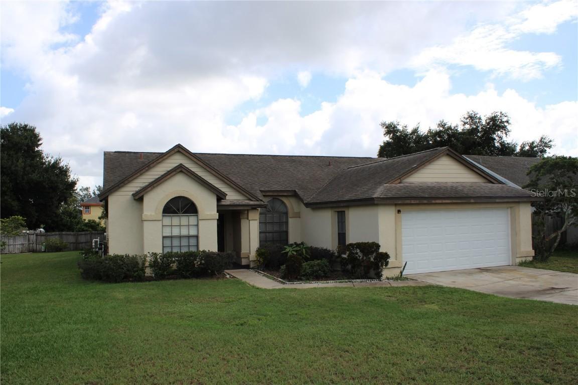 5925 Grand Coulee Rd., Orlando, FL 32810