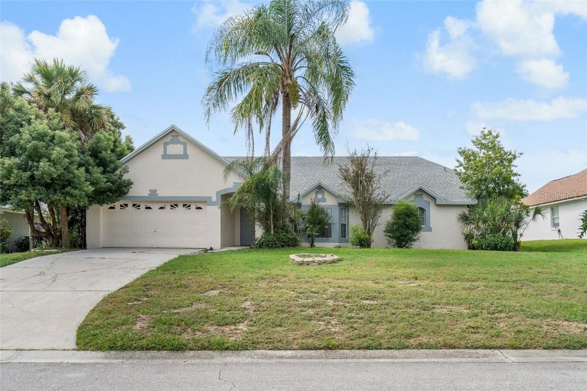 5611 Loma Vista Dr., Davenport, FL 33896