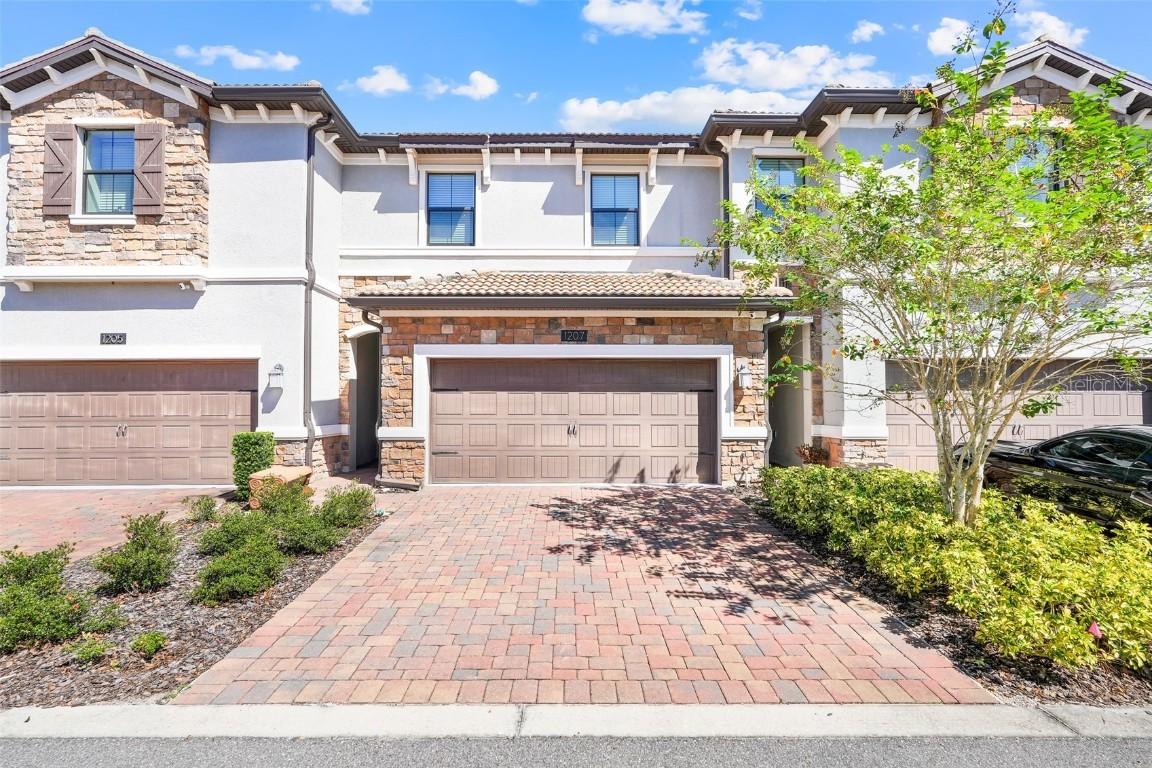 1207 Payne Stewart Dr., Davenport, FL 33896