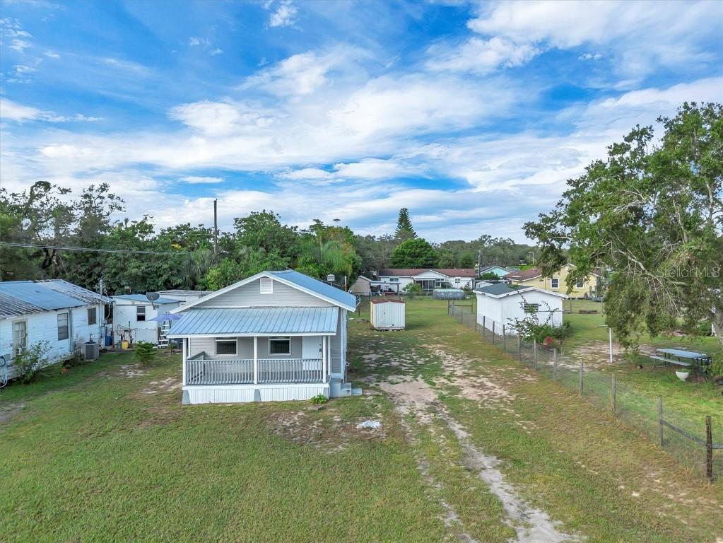 156 Piney Ave., Lake Wales, FL 33898