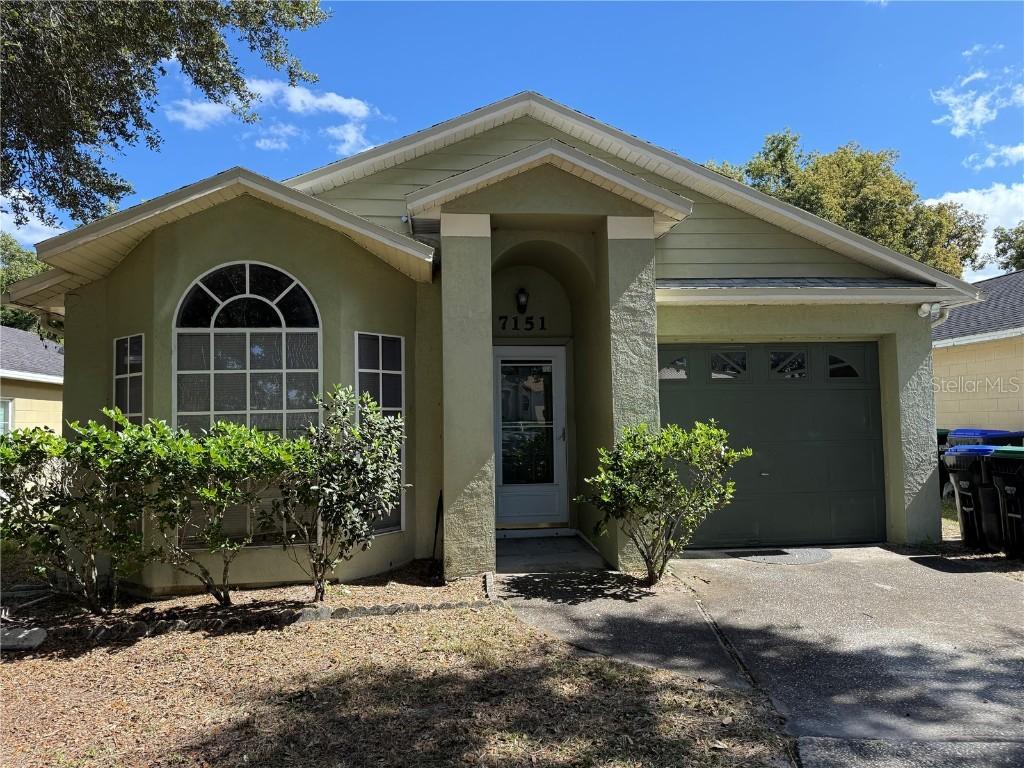 7151 Edgewater Shores Ct., Orlando, FL 32810