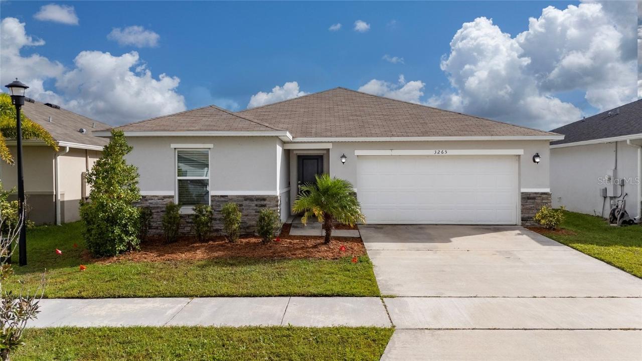 3265 Eagle Hammock Cir., Kissimmee, FL 34743