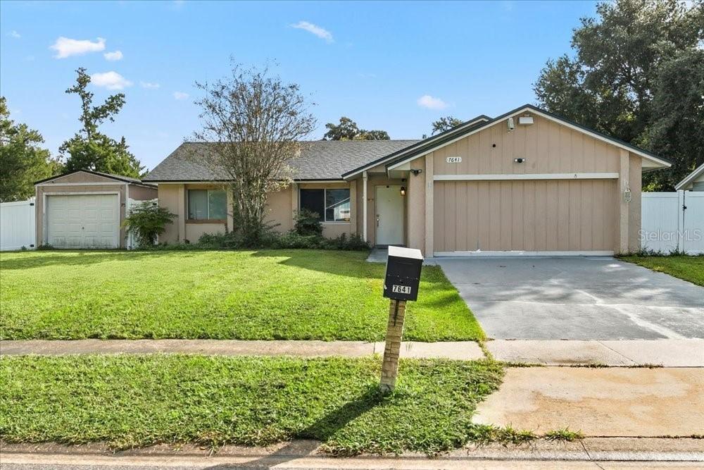 7641 Compass Dr., Orlando, FL 32810