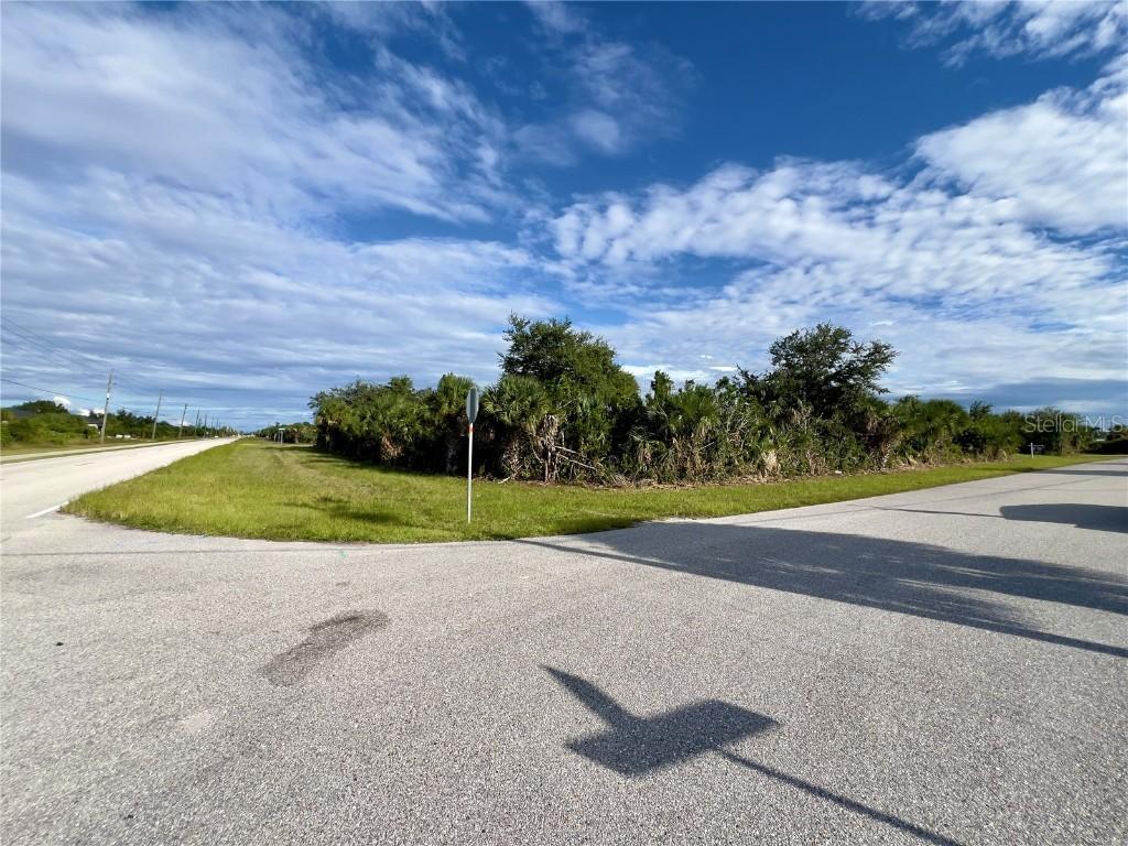 14242 Montmarte Ave., Port Charlotte, FL 33981