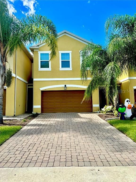9896 Red Eagle Dr., Orlando, FL 32825