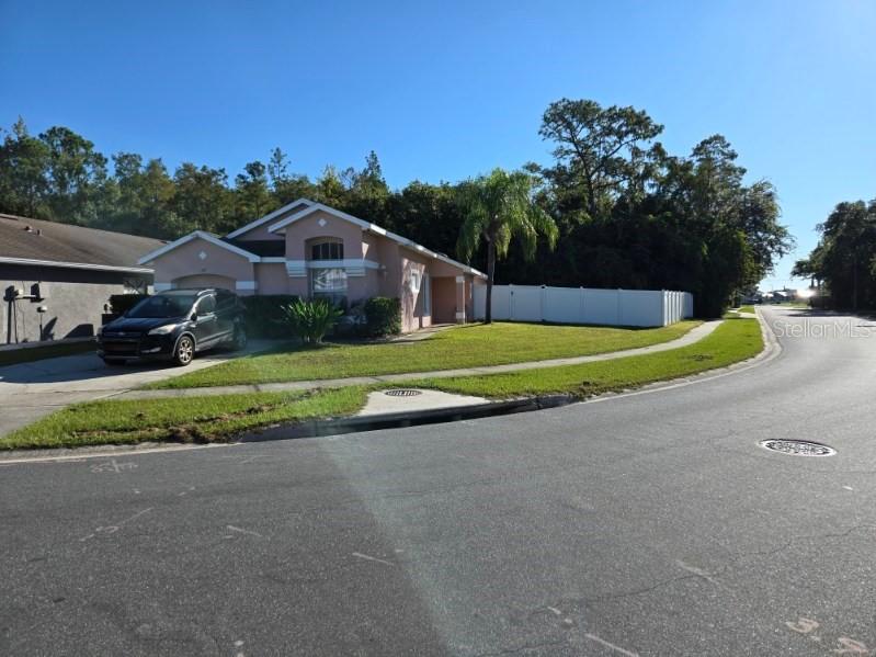 217 Coralwood Ct., Kissimmee, FL 34743