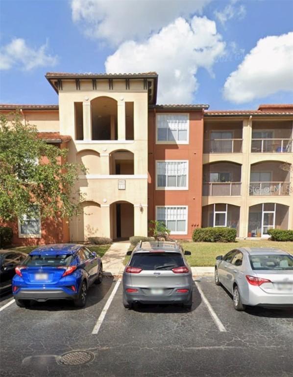 5512 Metrowest Blvd. #202, Orlando, FL 32811