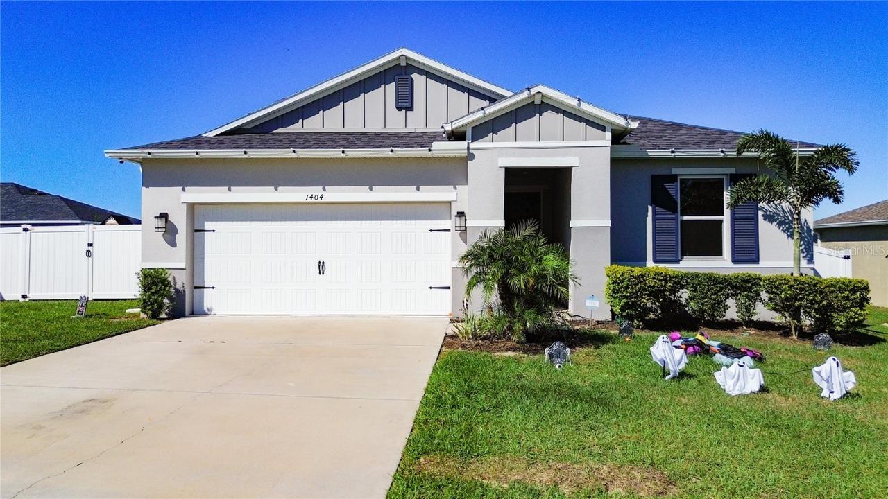 1404 Geranium Dr., Mascotte, FL 34753