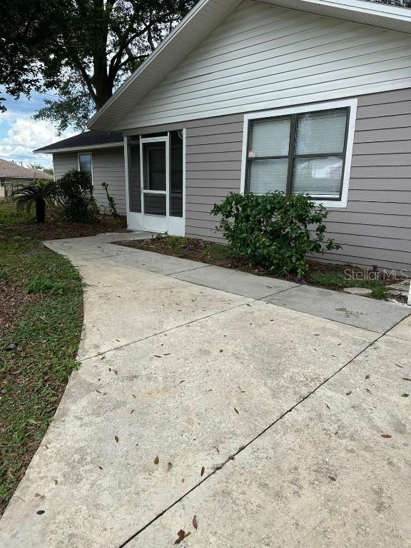 147 Almond Rd., Ocala, FL 34472
