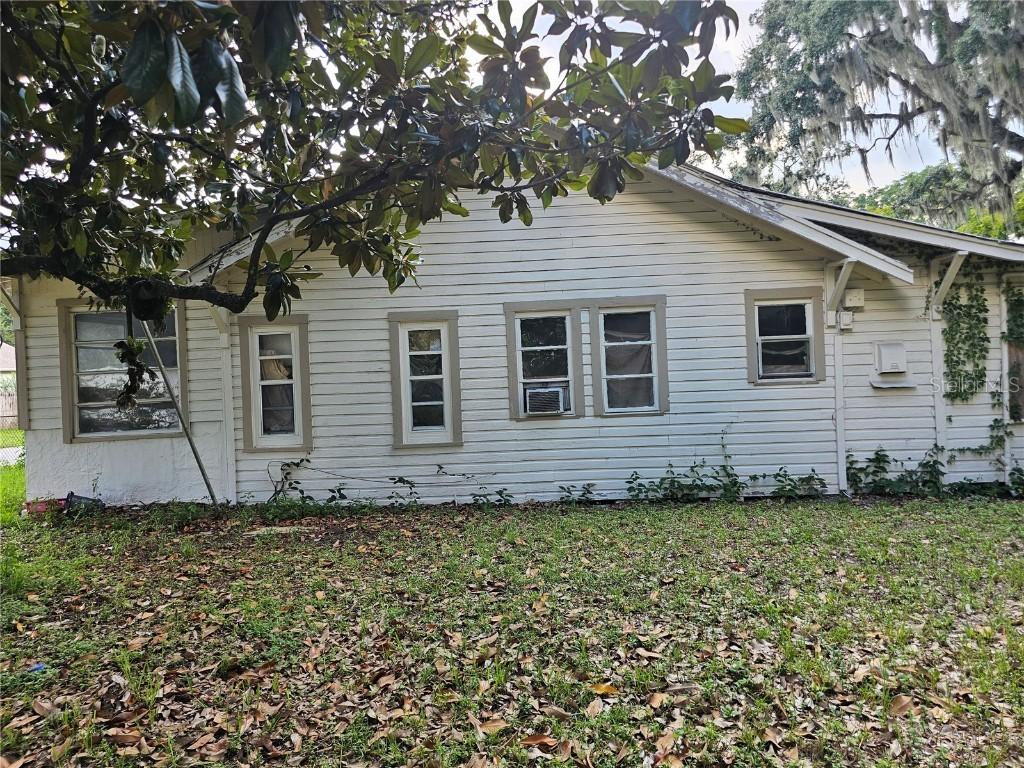 5525 W Central Ave., Orlando, FL 32811