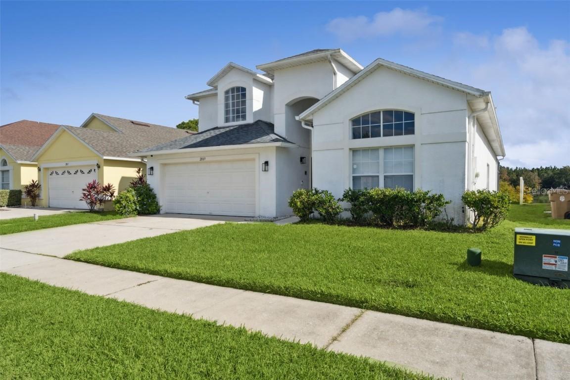 2889 Blooming Alamanda Loop, Kissimmee, FL 34747
