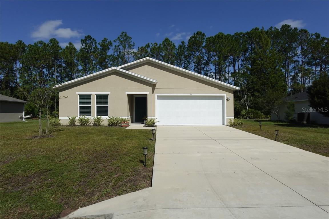 91 Raemoor Dr., Palm Coast, FL 32164