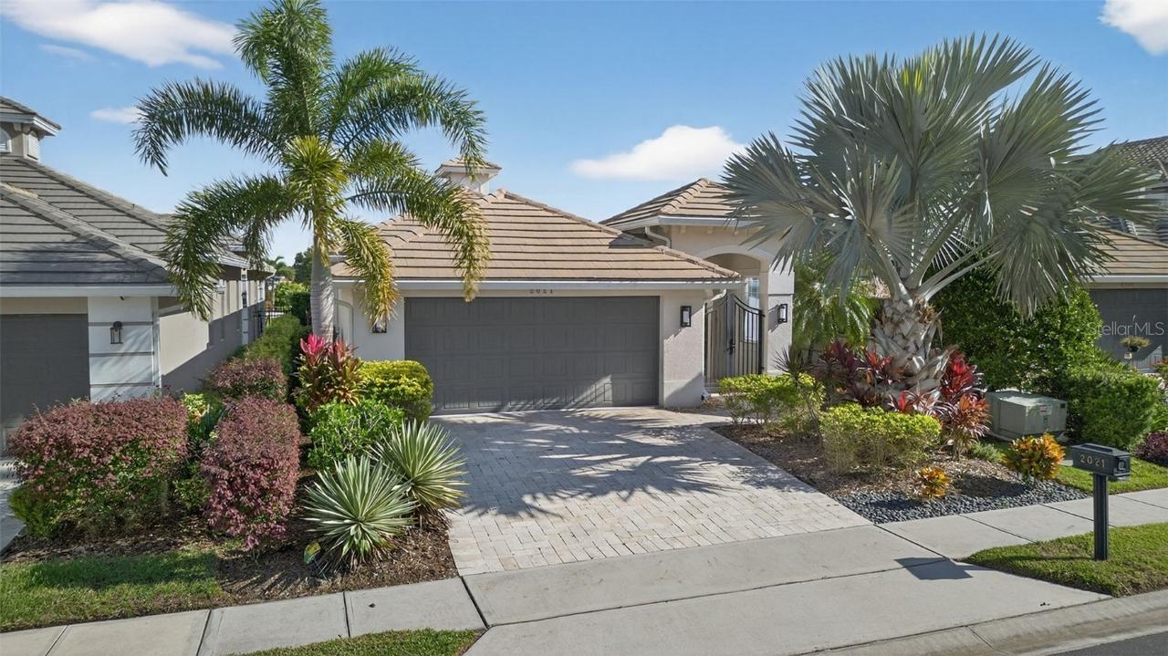 2021 Sherbrook Ave., Davenport, FL 33837