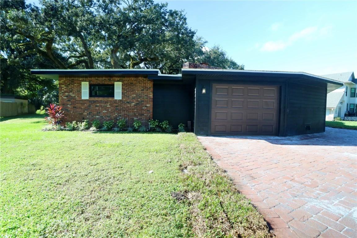 3040 Knowles Blvd., Kissimmee, FL 34741