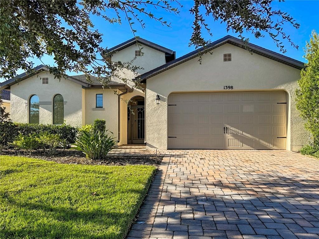 1398 Del Mar Dr., Kissimmee, FL 34759