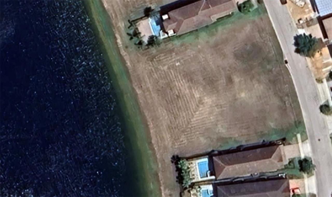 814 Golden Bear Dr., Reunion, FL 34747