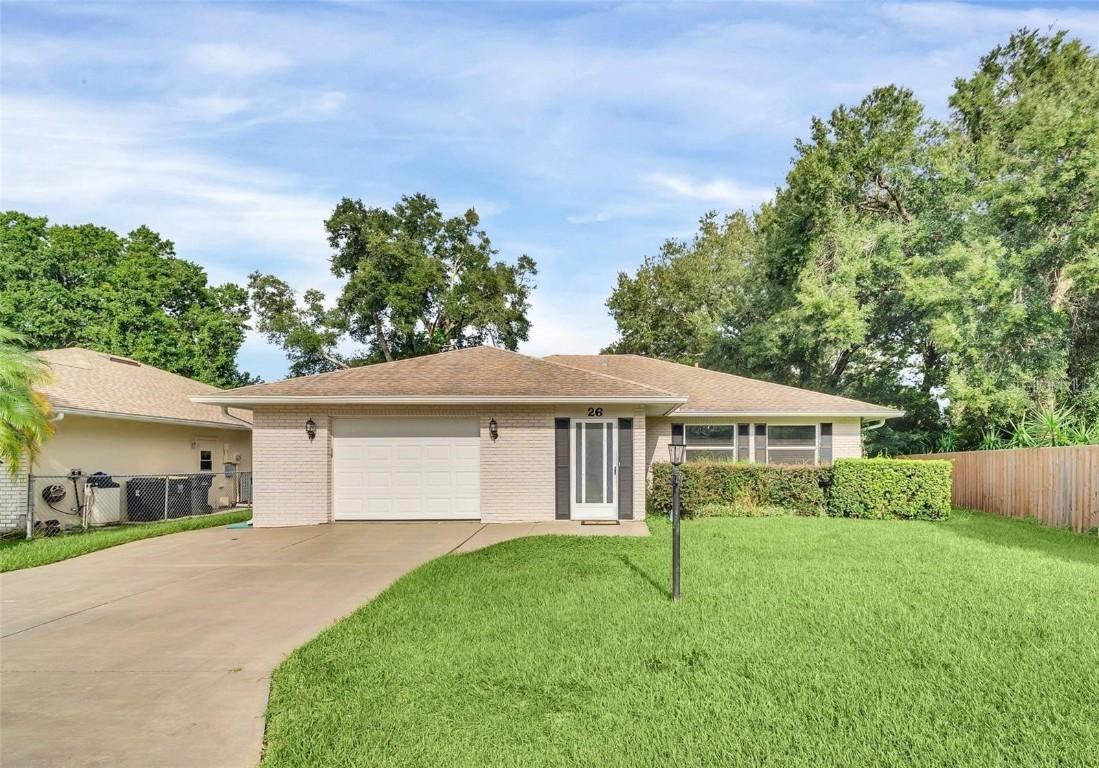 26 Cedar Dr., Davenport, FL 33837