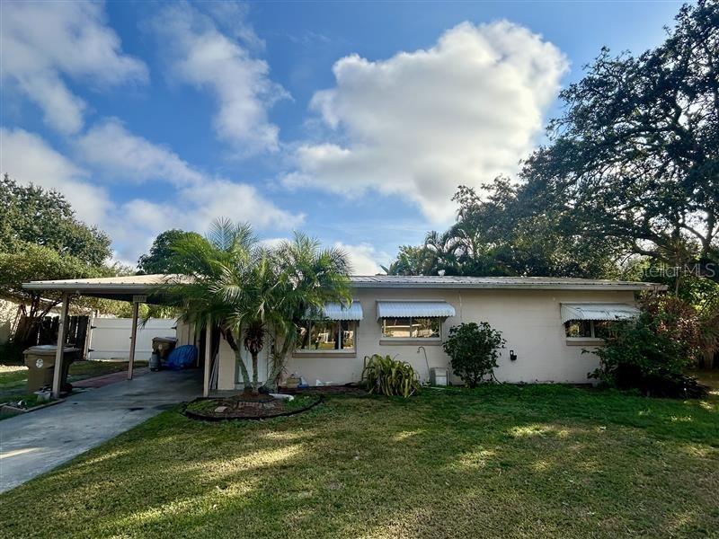 2515 N Beaumont Ave., Kissimmee, FL 34741