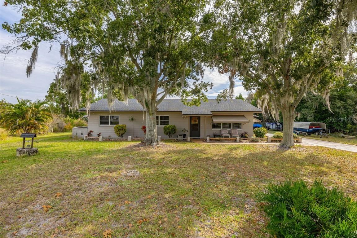 4 Pine St., Lake Placid, FL 33852