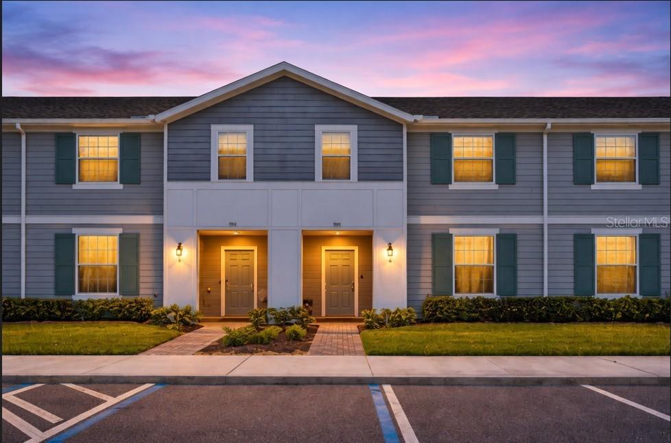 926 Paradise Dr., Davenport, FL 33897