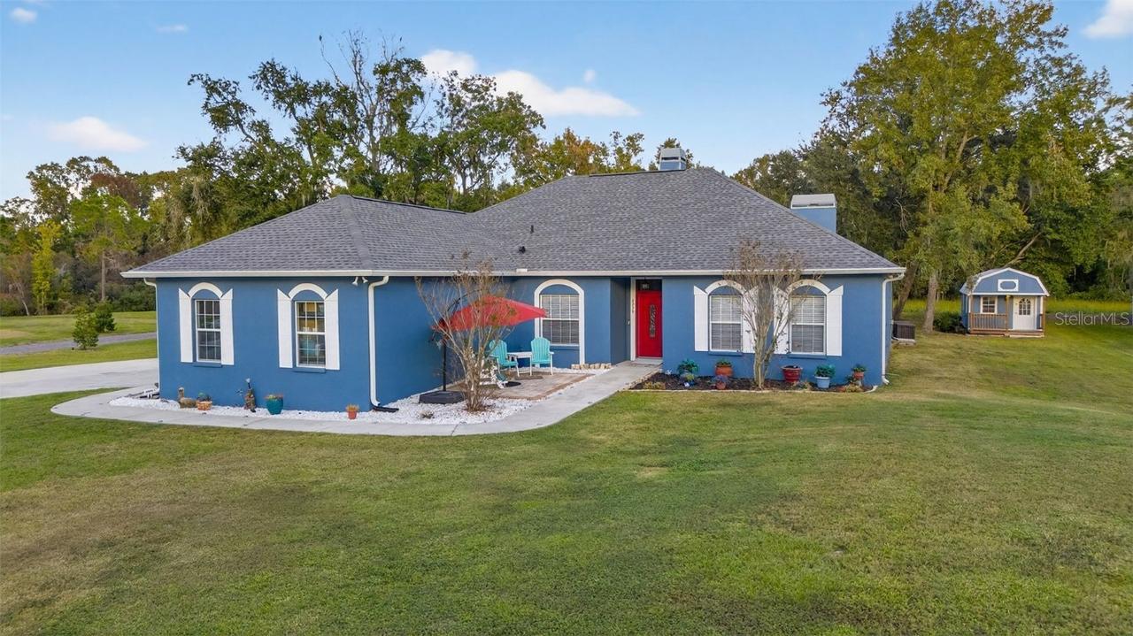 3229 Gardner Oaks Ln., Lakeland, FL 33810