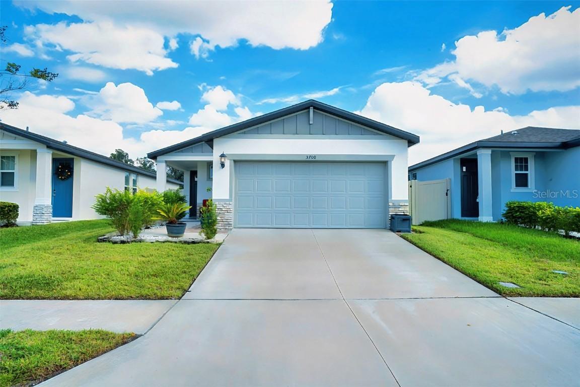 3708 Radiant Mountain Dr., Plant City, FL 33565