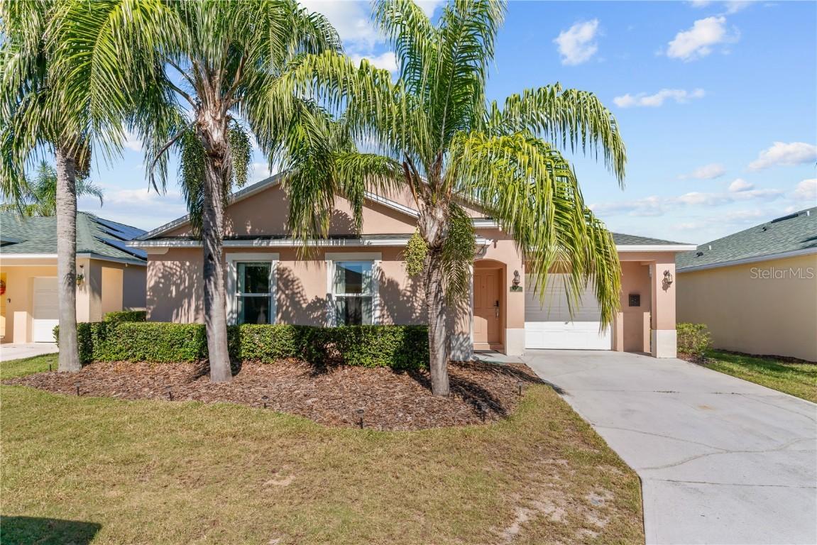 815 Reserve Pl., Davenport, FL 33896