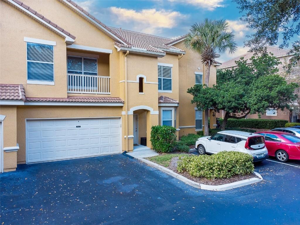 8855 Villa View Cir. #205, Orlando, FL 32821