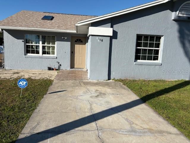 566 Imperial Pl., Kissimmee, FL 34758