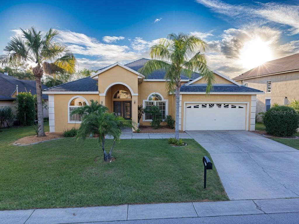 936 Montana Ave., Davenport, FL 33897